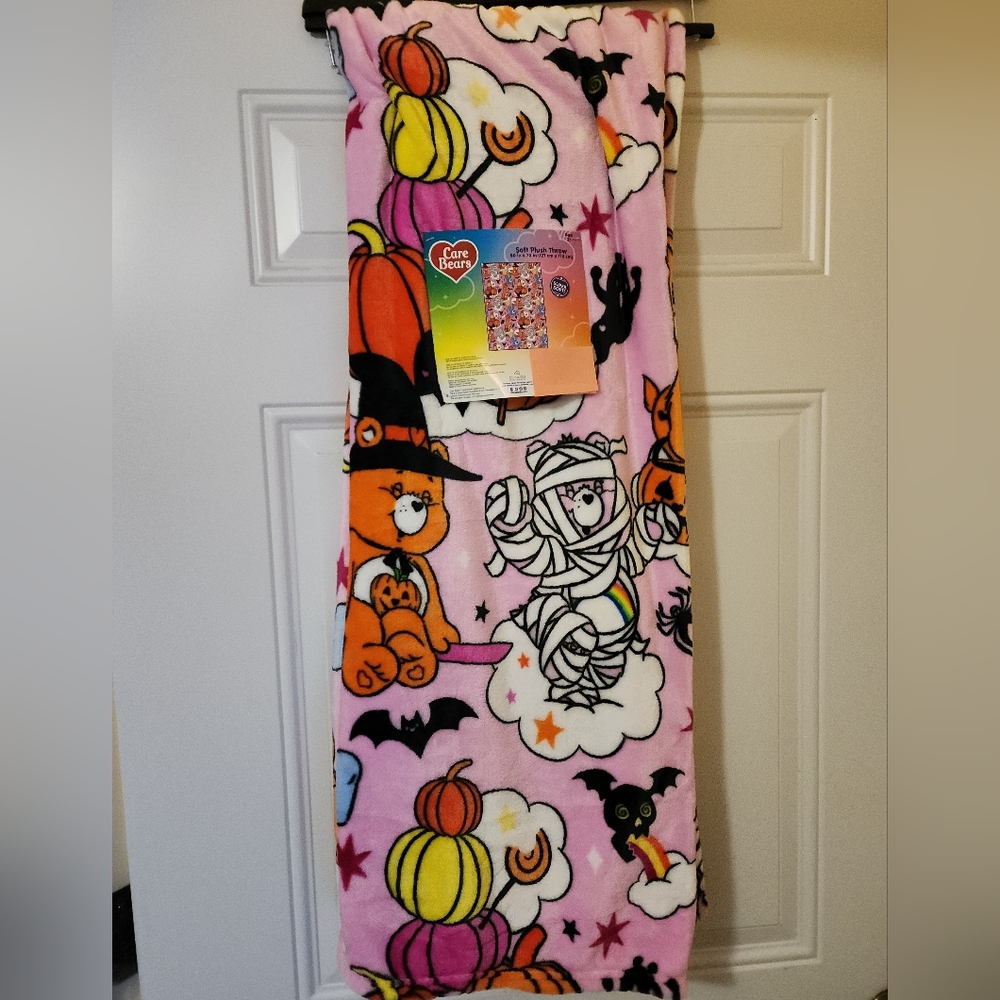 NWT Adorable TikTok Viral Halloween 🎃 Care bear 🐻 Collectors Blanket